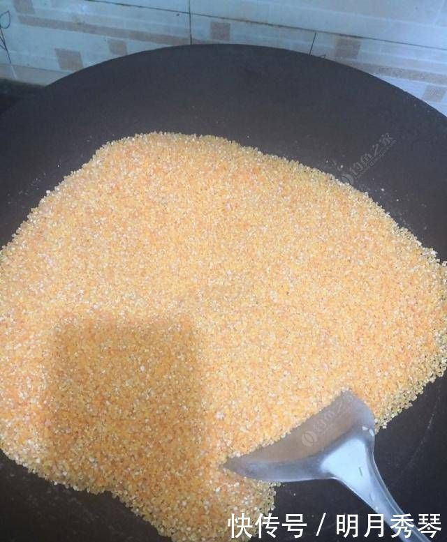 一般人|钓鲫鱼方法和窝料制作方法,自己研制的饵料,一般人我不告诉他