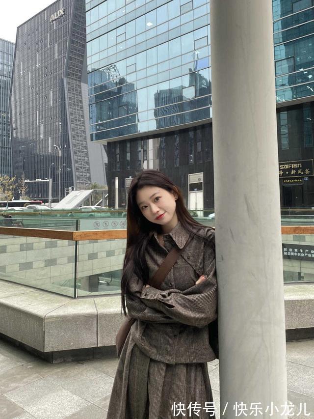 搭配 时尚穿搭,衬衫衣领两侧向两边分开,温柔可爱