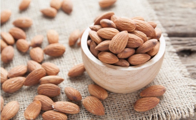 胆固醇|高血脂是吃出来的坚持“两低一高”饮食,2个月轻松吃掉高血脂