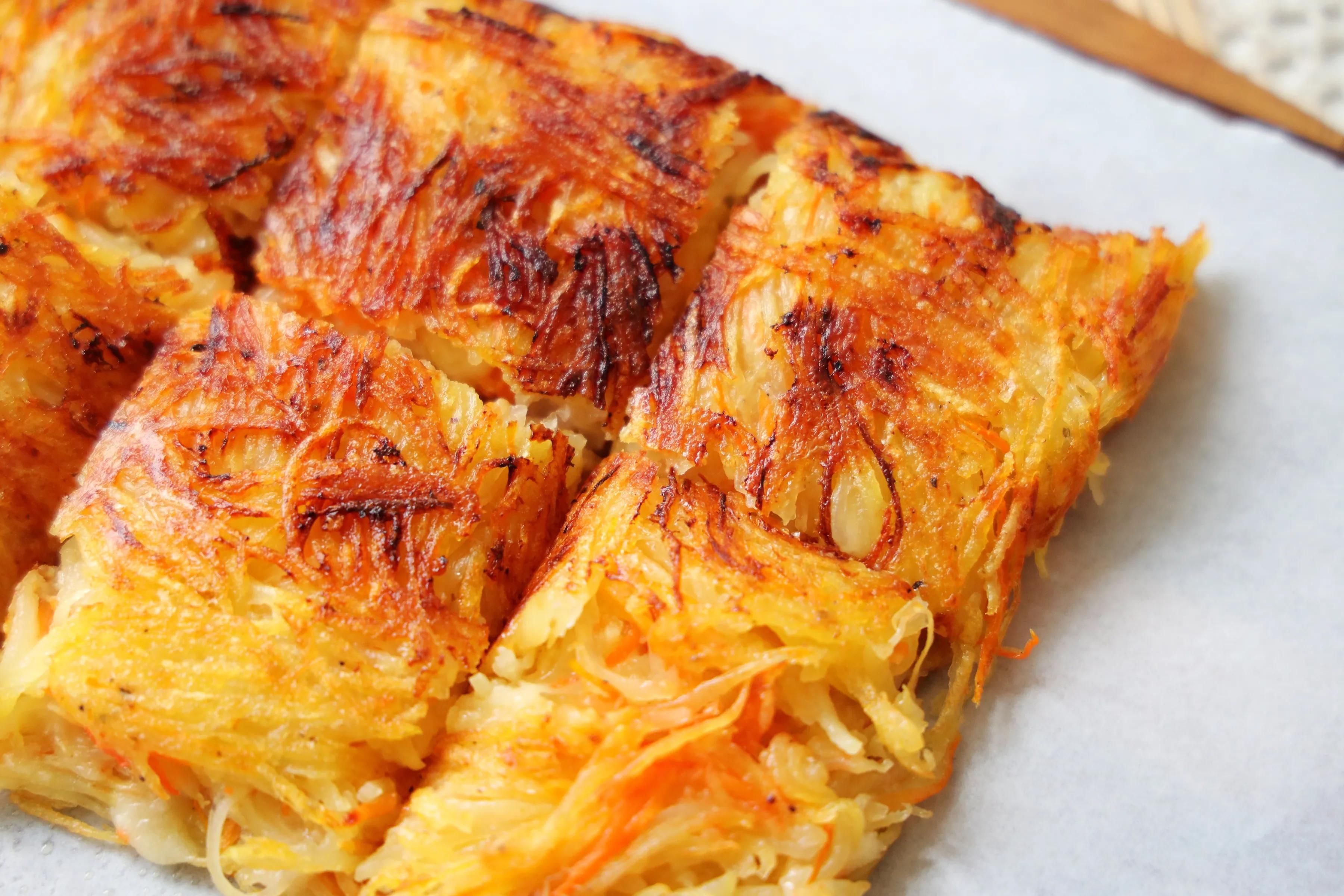 不用和面的懒人早餐，3个土豆就搞定了，好吃还拉丝