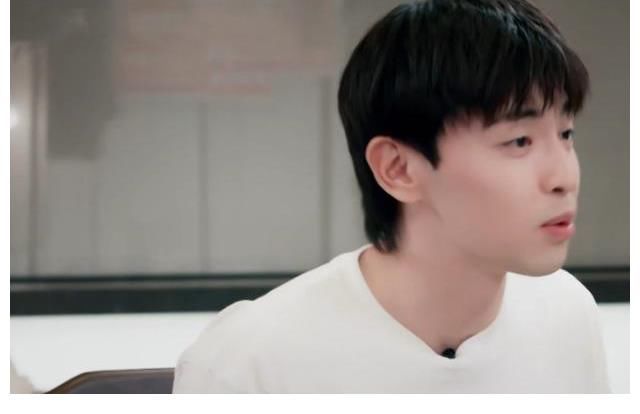 黃明昊|《密室大逃脫3》收官后，無意間透露下季嘉賓，鄧倫或將退出