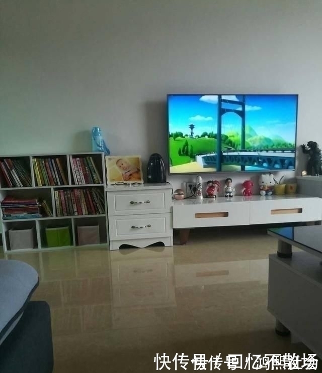 气派|小伙斥资50万在农村盖四层别墅,超大庭院,大门太气派了