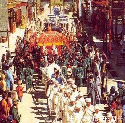 好看|不好看还咄咄逼人,东方闻樱却注定是探春,她的远见卓识让人意外