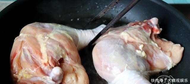鸡肉|鸡肉这样做太香了,不油炸,不用烤箱,鲜嫩多汁,吃一次念念不忘