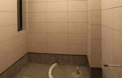 师傅|墙砖和地砖谁先铺我家师傅搞错顺序，多花2万，气得想换师傅