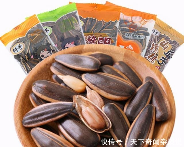 该准备宅家囤货的零食了,这5种推荐买齐,应有尽有不用担心