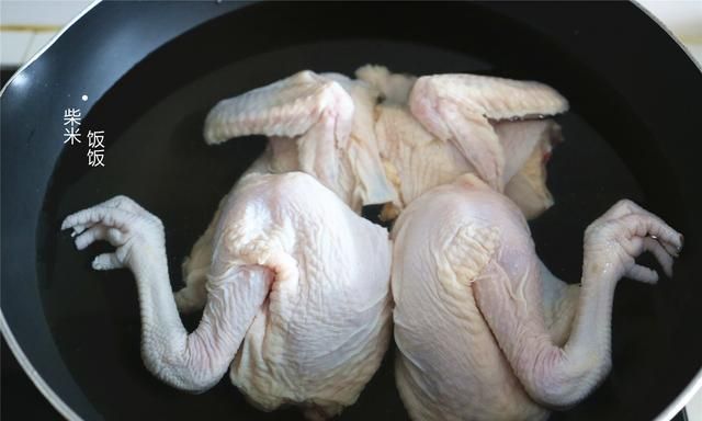 香醇|炖鸡汤,别放那么多香料,加这3样就够了,鸡汤鲜美又香醇