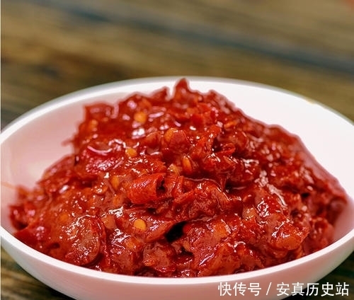 中国“最受喜欢”的8款酱料,老干妈垫底,网友:最后一个真香!