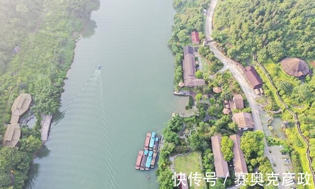 连州|湖南人乐此不疲旅游的广东景区，可媲美长江三峡和漓江山水，绝