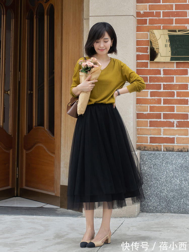 女生|女生一定要精致!推荐12套半身裙早秋搭配,活得漂亮更要穿得漂亮