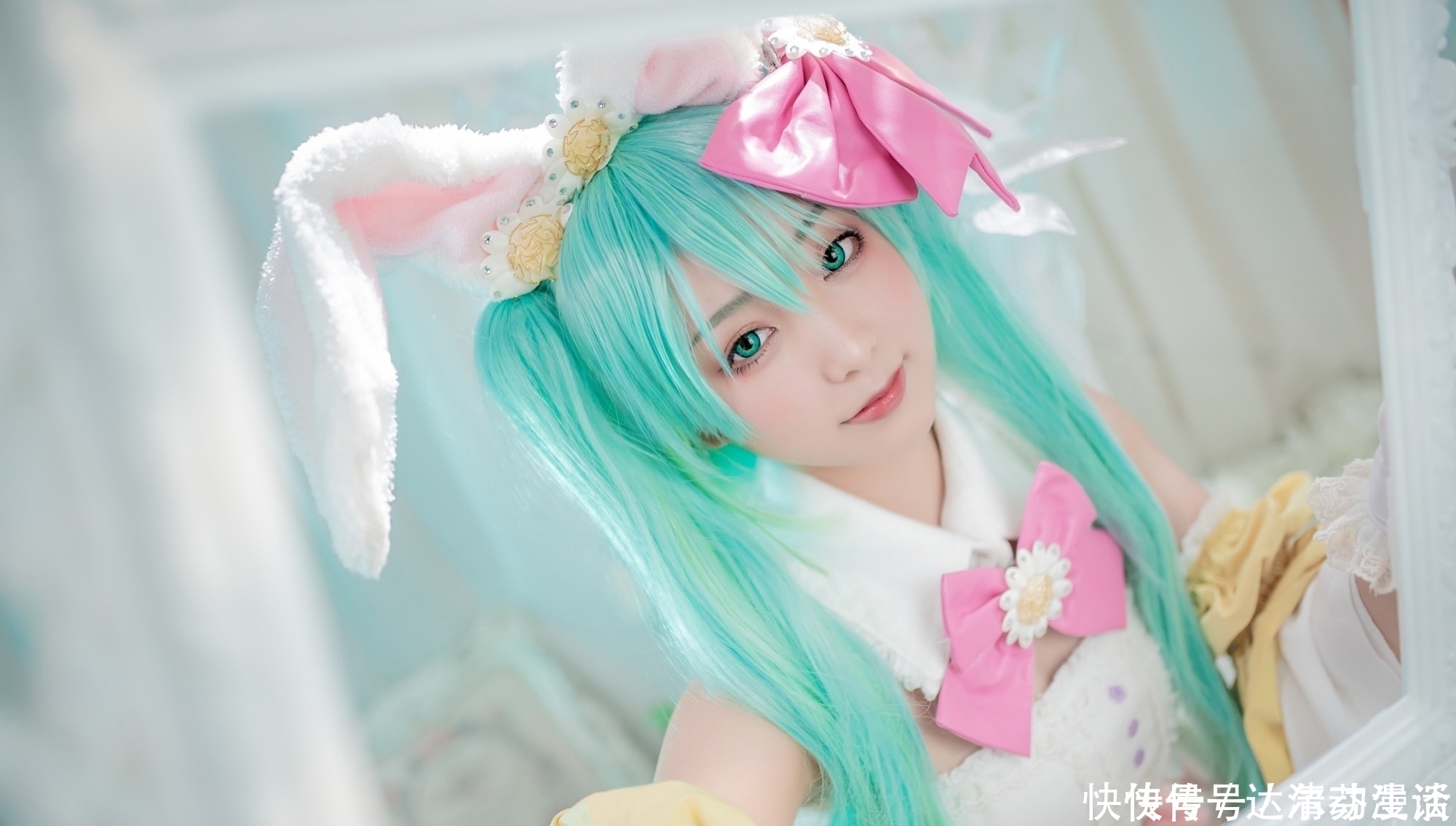 虚拟偶像|三组漂亮妹子COS的人气虚拟偶像“初音未来”还原度相当不错