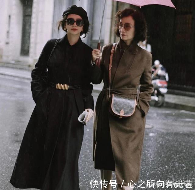 白色|入冬前的“高级减龄”穿搭法来袭!三木妈亲身示范,快快收藏