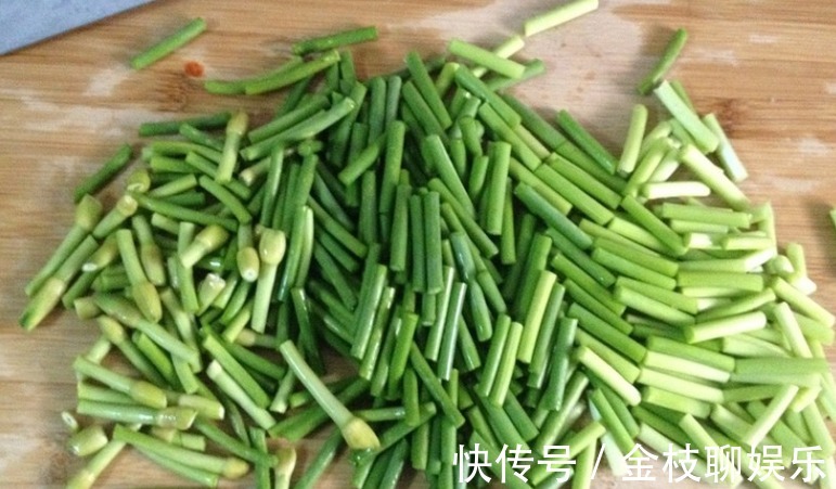 补气|蒜台与它是“天生一对”,常在一起炒,润肠通便,补气活血