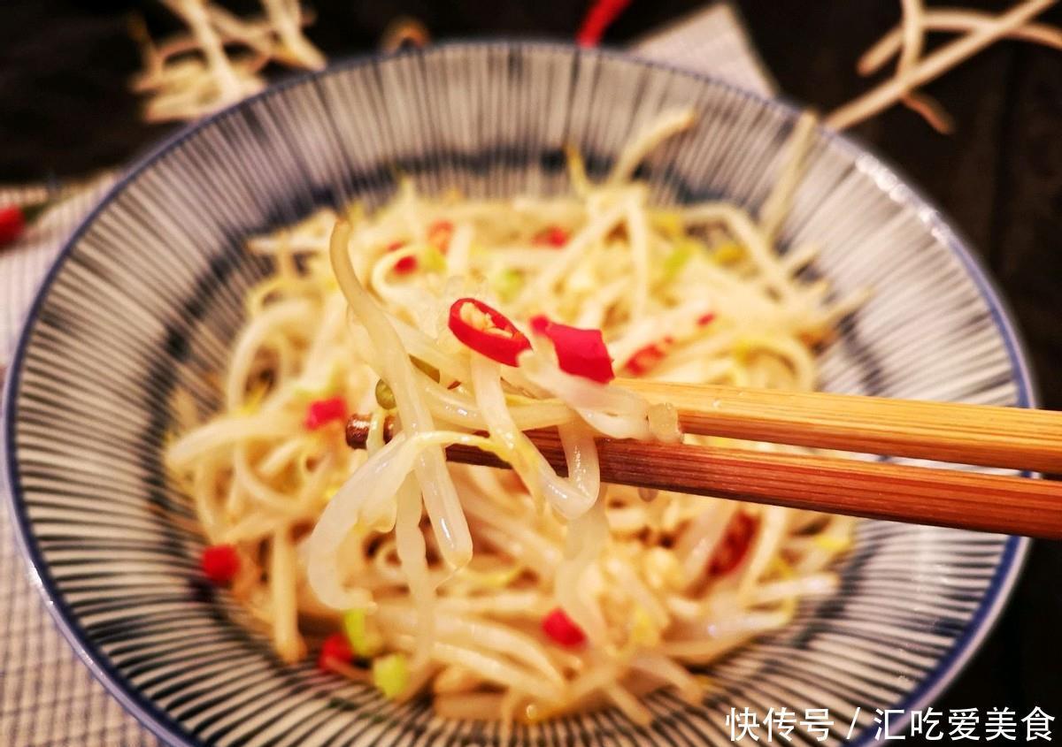 绿豆芽|一周不见,闺蜜瘦了10斤,原来晚餐就吃此菜,低脂营养,好吃不胖