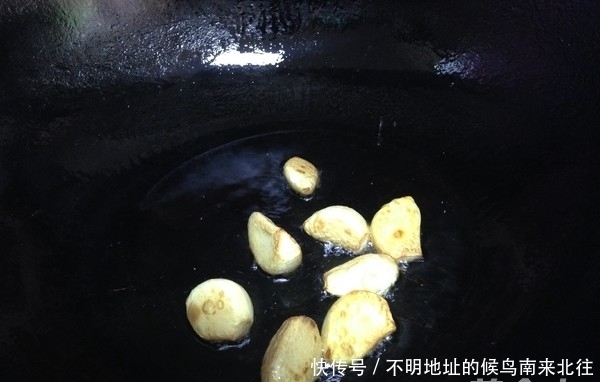 这菜切记不能隔夜吃,放进冰箱也不行,家有老人要注意!