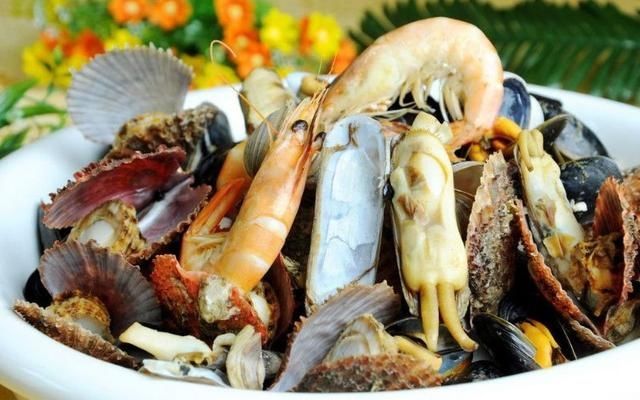 贝类|含“寄生虫”最多的3种海鲜，没营养还贵，商家从不吃，别上当