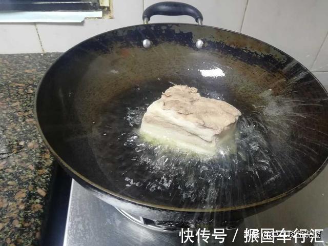 三层肉|扣肉要做得好,三道程序少不了,一煮、二炸、三蒸
