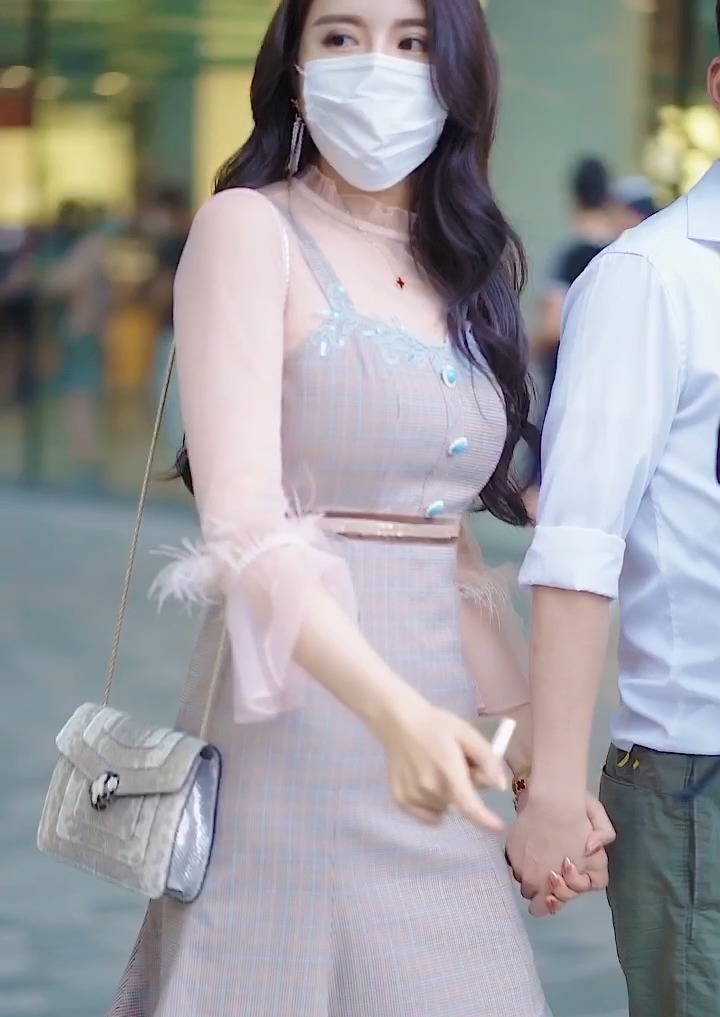 面料","m":"1f9f595888c511205b9e730c36fc93e22dd1e1cc","nlabel":"stat_3100647987:zm.news.so.com:5pe25bCa5bCP6ZuF5oOg,pageType_zmt,glevel_3","ntag":"tfashion;sfashion_时尚;kfashion_1:面料;call_P:全类:时尚:美女;cfashion_P:全类