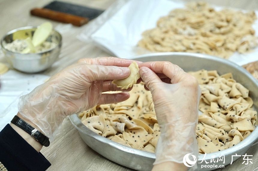 马晓楠|新春走基层｜广州：残疾人服务中心里“年味”浓