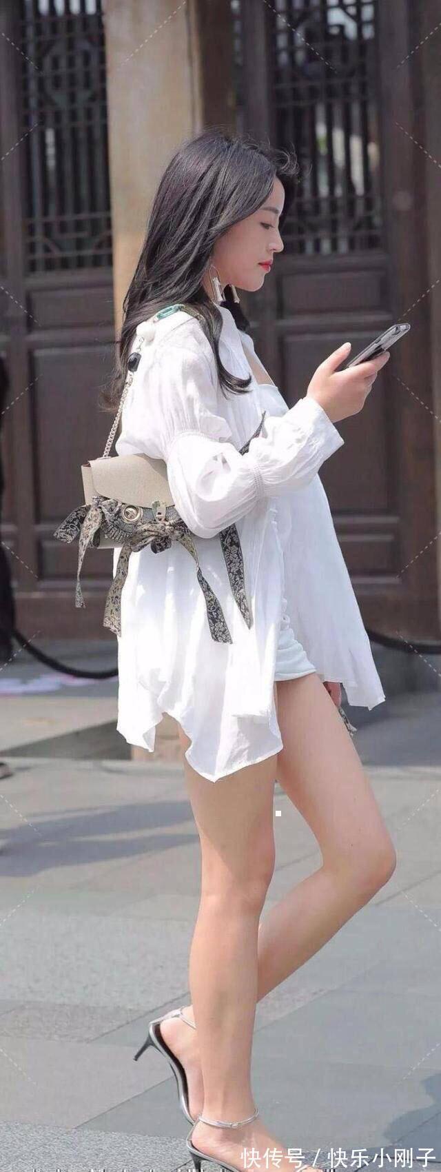 姑娘 长腿姑娘适合穿连衣裙,用心挑选出合身的版型,美丽清澈