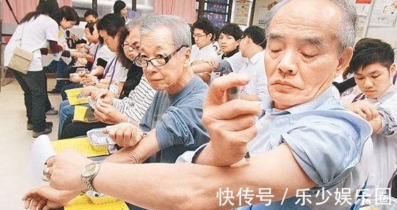 耐受量|4种茶是天然“胰岛素”,糖尿病人常喝点,降血糖,远离并发症