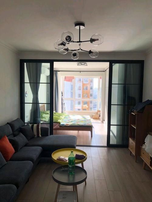 横梁|见过最奇葩的装修,洗衣机放厨房,餐厅上悬横梁,客厅采光靠卧室