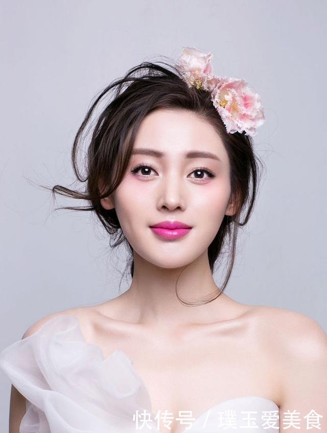 素颜|“长期化妆”和“长期素颜”,1年后有什么差距?看完大家惊讶了