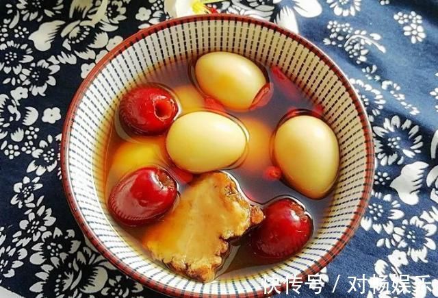 吃法|鹌鹑蛋既是食物又是中药,4种吃法,补血又抗衰老,好处多多