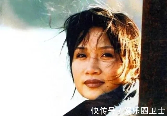 27岁走红，34岁出家，“青藏高原”的原唱李娜到底经历了什么？