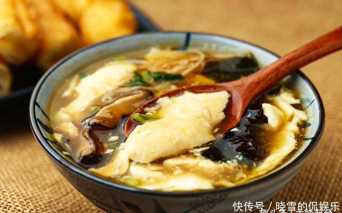 外面卖5块1碗的豆腐脑,教你在家做,一把黄豆做一锅,简单又美味