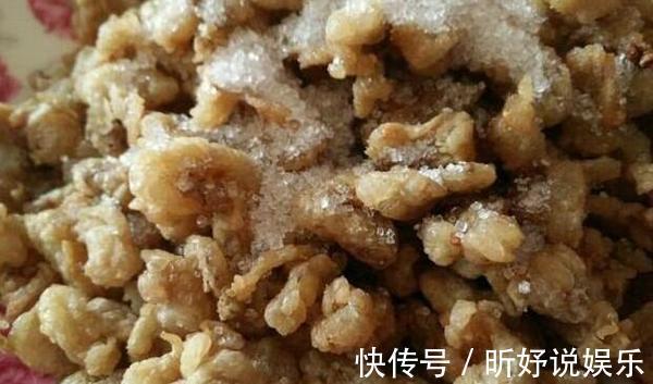 炒菜|农村人经常吃的这种油,城里人很少吃,炒菜真的香