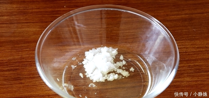 平底锅|不加泡打粉,不用发酵,这样做的小蛋糕超好吃,一个平底锅就搞定