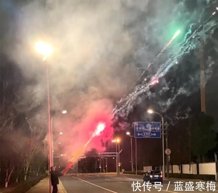中国国足|球迷又有给力行动,继续“恶心”中国国足!中国足协要反思了!