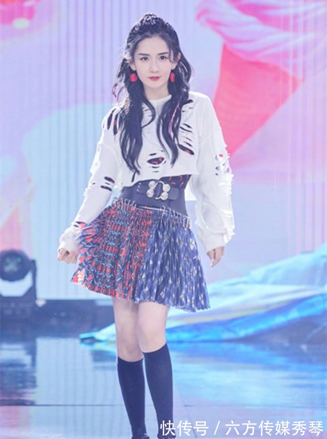 復工|《快本》謝娜哭訴復工壓力大，私下求助楊迪救場！綜藝感大不如前