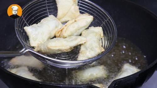  懒人春卷做法，不和面不揉面，10分钟出锅，外脆里嫩又鲜香