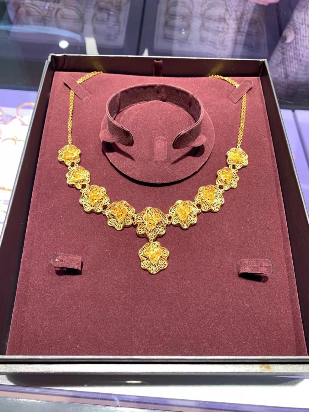 大事|人生头等大事婚嫁的必须品，新娘身份的体现，五金首饰必不可少！