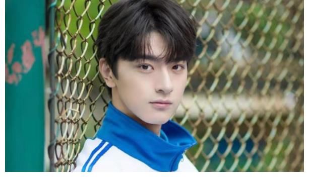 奔跑吧兄弟|蔡徐坤被踢出局，白鹿将成为新一季《奔跑吧》固定MC成员