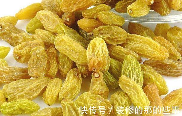 吃葡萄干|50岁后睡前吃点“葡萄干”，三大好处“找上门”，养生更“长寿”
