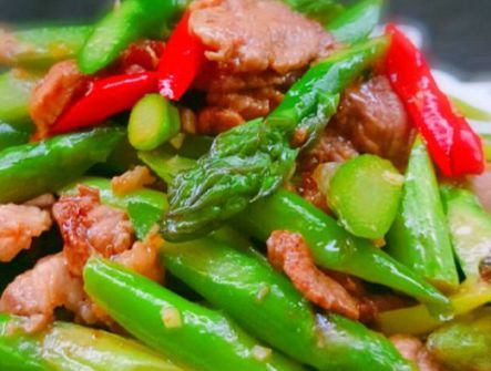 瘦弱|孩子体质瘦弱看上去弱不禁风,多吃强身菜,增强体质促进骨骼发育