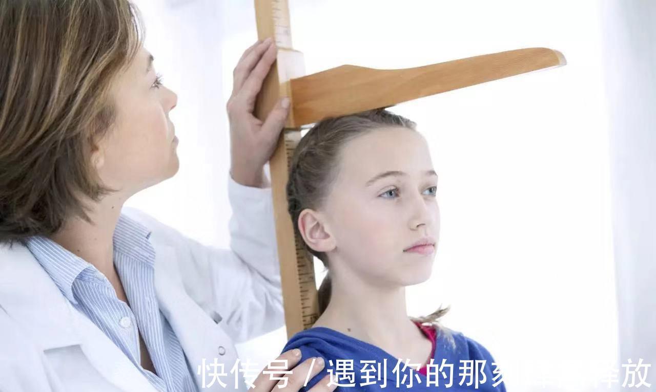 青春期|1-18岁标准身高表出炉：达到这高度才算及格，你家孩子够高了吗？