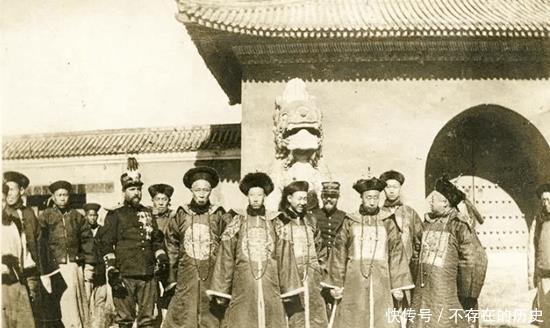 光绪|6张流传很广的光绪帝照片, 前5张都是假的, 只有图6是真的光绪