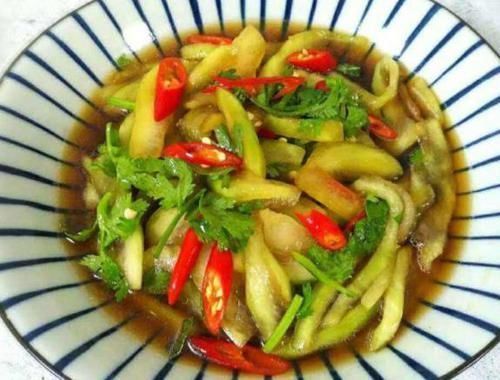 家家户户|夏天这道菜不要钱,家家户户都有,比黄瓜清爽下火,不懂吃太亏了