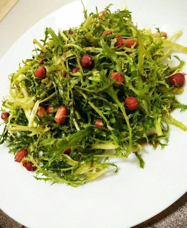 延缓衰老|女性不愿变黄脸婆，常吃3种美食，祛皱养颜，延缓衰老，滋补身体