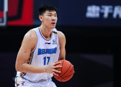 范子铭更博：好好歇歇补充能量，让自己变的更强大