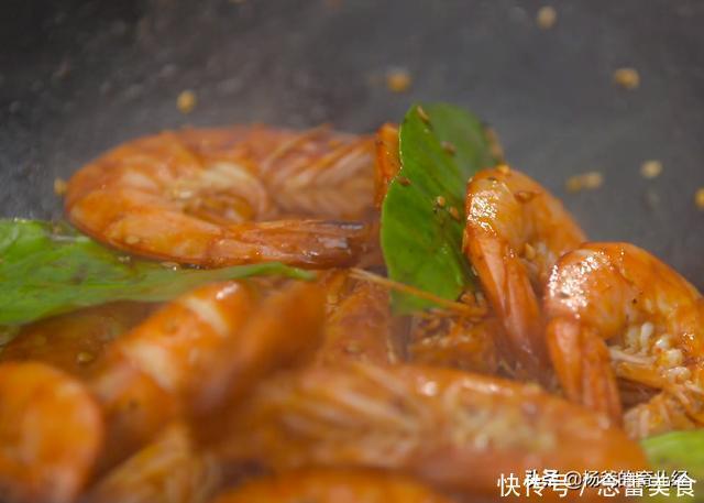 分享一款柠檬叶香辣虾，孩子爱吃的肉食美味，烹饪简单，营养解馋