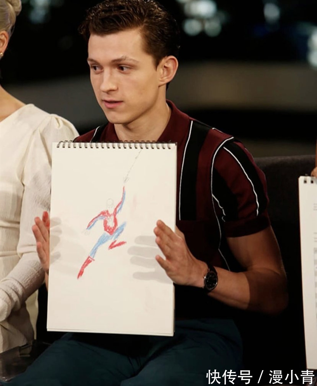 日漫!超级英雄给自己画画,儿童涂鸦式的作品可见美日二次元文化的差距