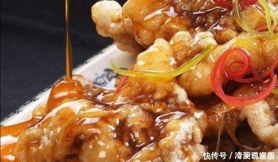 锅包肉这样做,一次做个两盘,和女朋友一人一盘,吃到满足!