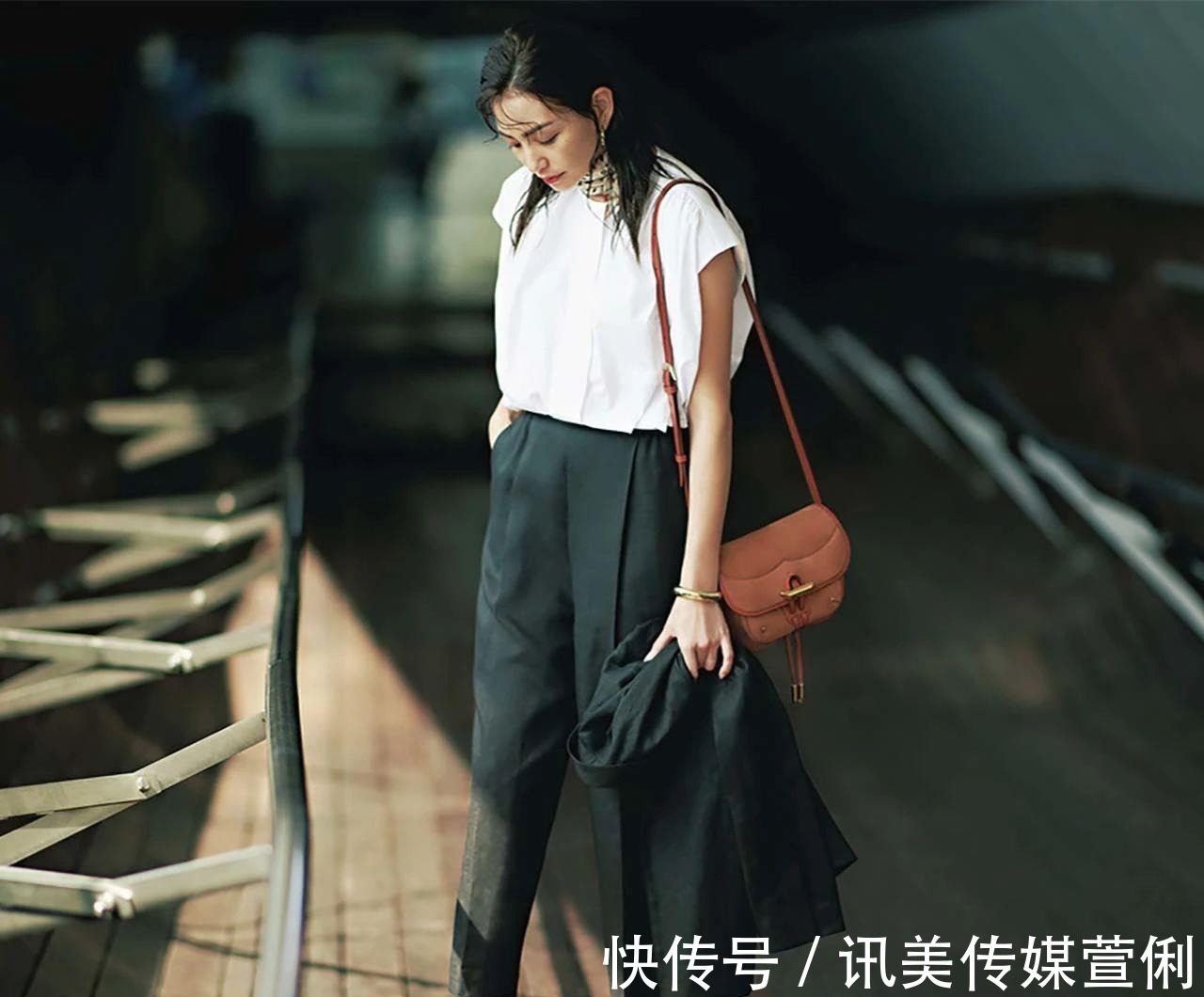 轻熟|日本女士的“轻熟风”职场穿搭,适合四五十岁的年龄,穿出精致