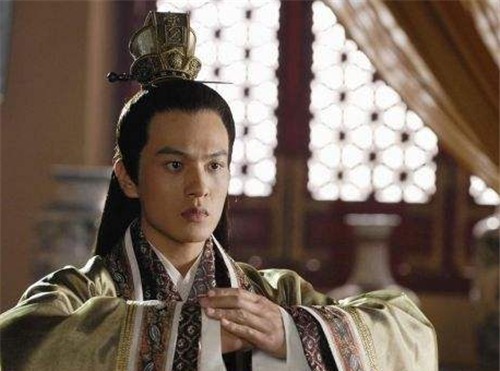 简单|秦始皇的名字叫嬴政,那他儿子为何叫扶苏和胡亥?原因很简单