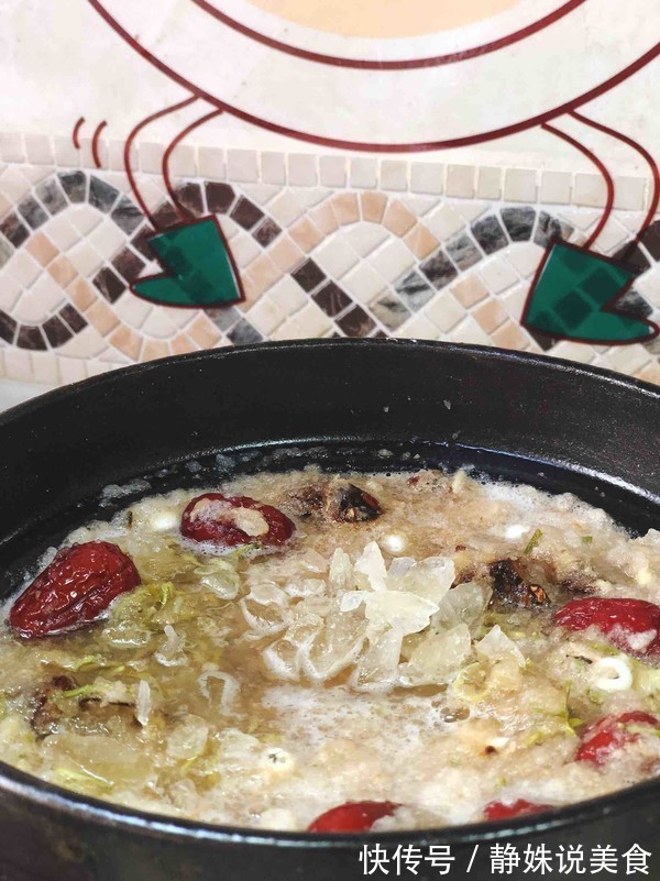 秋天到了，晚上冲一杯，清心润肺香甜可口